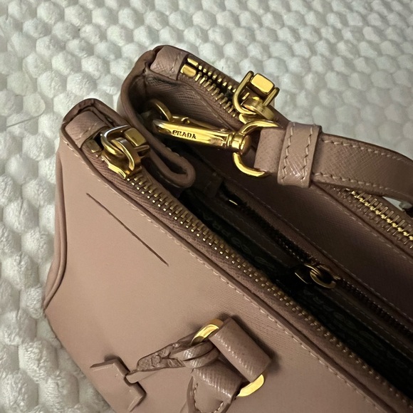 FINAL HOURS BEFORE I CONSIGN IT - Prada Lux Saffiano Double Zip Tote - Picture 10 of 16